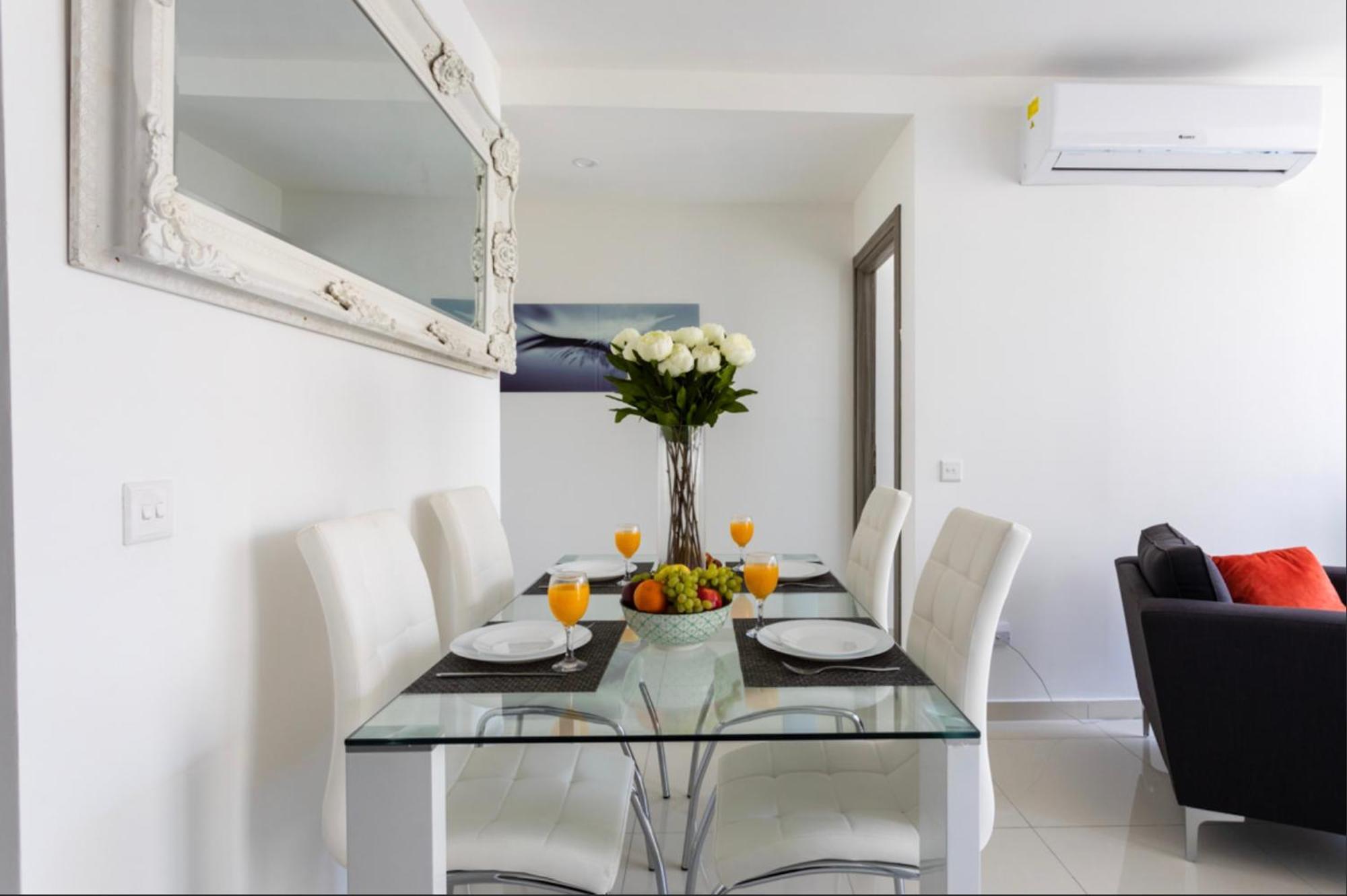 Saint Julian - Lovely Apartment With Terrace - Cityapartmentstay San Julián Exterior foto