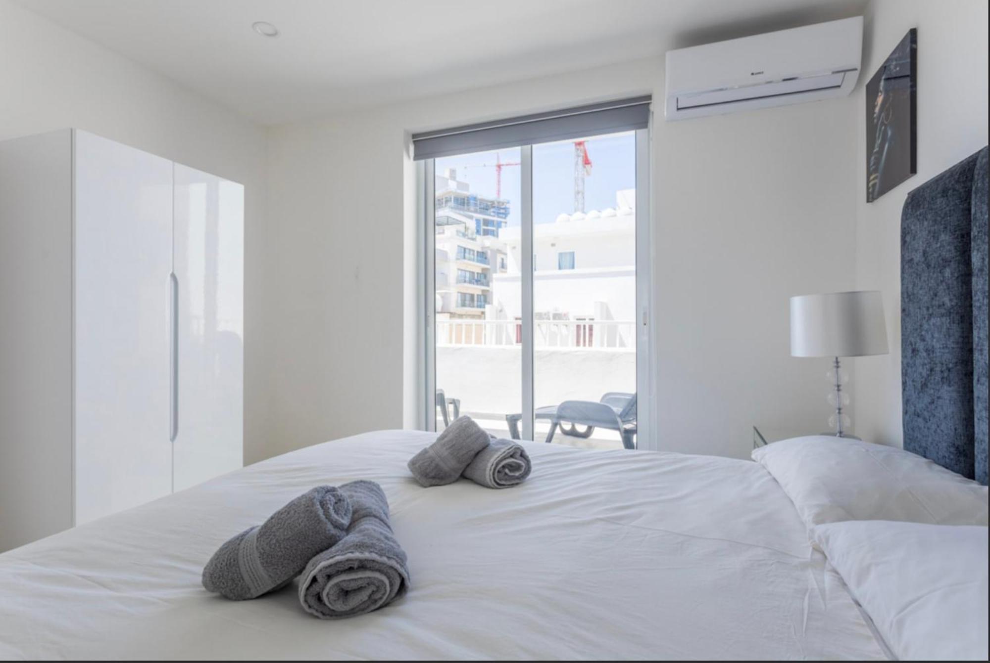 Saint Julian - Lovely Apartment With Terrace - Cityapartmentstay San Julián Exterior foto